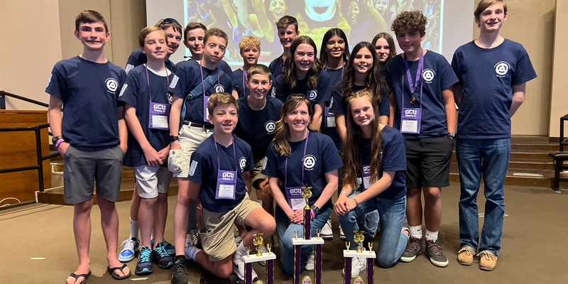 Middle-School-STEM-ACSI-ICSC-Teams-with-Trophies-800 Middle-School-STEM-ACSI-ICSC-Teams-with-Trophies-800